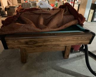 Pool table 