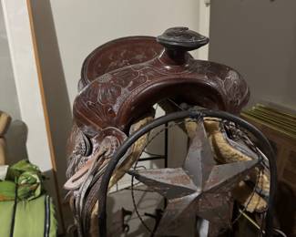A great Saddle                                                                                           A great stand
