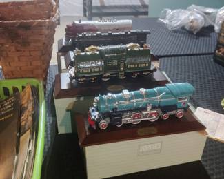 AVON TRAINS