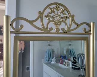 Stunning full length mirror with stand