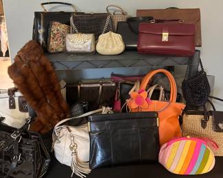 Antique purses , vintage purses