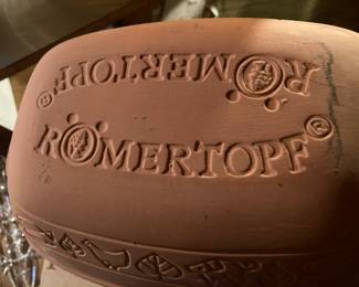 Romertopf clay roaster.