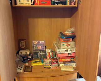 games and puzzles, armoire