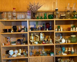 Uranium oil lamp, other oil lamps, collectibles, Uranium jar, bells,