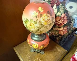 Hurricane lamp