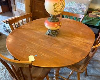 round table with 4 chairs, Hurricane Lamp (Gone with the Wind)