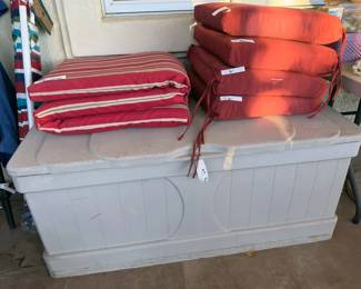 Suncast storage chest