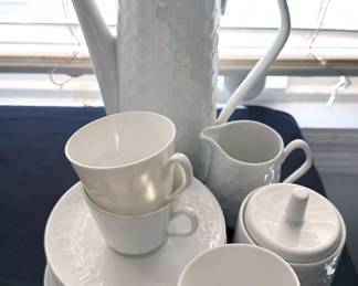 China: Rosenthal Continental, Noritake Azalea, Edelstein tea set, Mikasa Mount Holyoke, Royal Doulton Blueberry, Gladstone Gold Dot, Japanese Kutani porcelain tea set