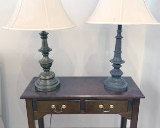 Side table + lamps