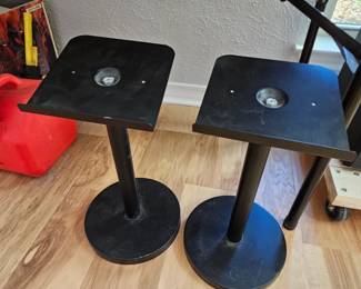 speaker stands