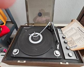 The Voice of Music portable stereo system model 369