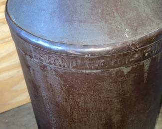 STANDARD OIL CAN