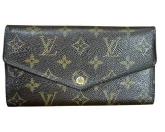 Louis Vuitton Monogram Sarah Wallet