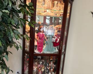  Cherry Crowned Top Lighted Corner curio