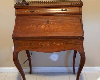 French , Ladies Writing Desk ~ Napoleon 111 Styled Rosewood Intricate Marquetry. 2 Drawers over a slant drop front . Bronze Accents ,Cabriole Legs ,  More drawers inside & a paper compartment