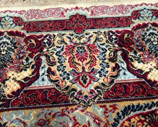 Colors are vibrant through out , no stains 12' x 8' 