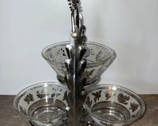 Mid Century Olive/ Relish Chrome Server