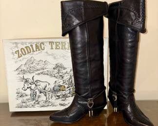 Zodiac Boots  size 7