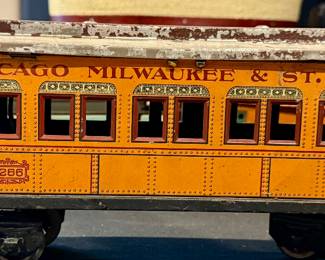 Pre-War Tin Litho Passenger Train Cars