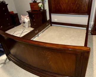 Beautiful Queen Bedframe