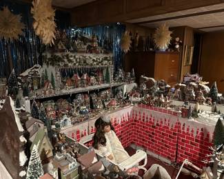 Department 56 North Pole Series - Retired 80+ Houses and Accessories