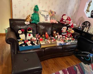 Annalee - Christmas, Halloween & July 4th; Lots of Penguins, Grinch, Miss Piggy