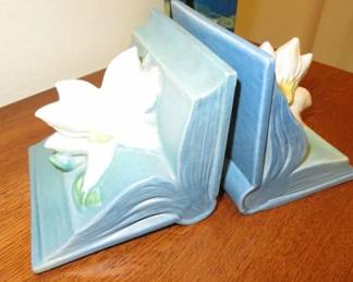 Vintage Pair Roseville Pottery #14 Magnolia Bookends