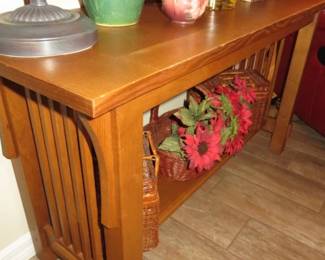Mission-Style Oak Wood Console Table