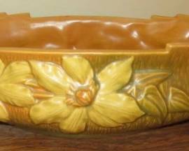 Vintage Roseville Pottery Clematis Console Bowl