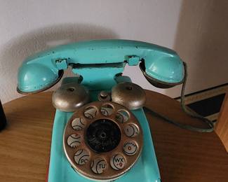 Child's toy phone