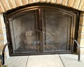 Fire place screen