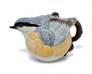131 StaffordshireFineCeramicsNutHatchGardenBirdsTeapot