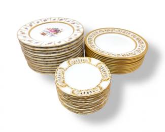 147 AynsleyEnglandFineChinaDinnerSaladPlates35Pieces