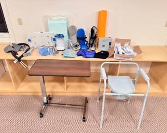 175 AssortedMedicalEquipmentBundlewTableSupportsSupplies