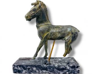 105 BronzeHorseArtSculptureonGrayMarbleBaseArtistSigned