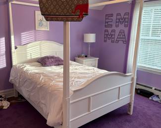 Four piece Stanley bedroom set. Mirror in the picture looks different color, but it’s the same.