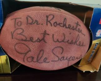 Signed Wilson NFL HOF RB Gale Sayers