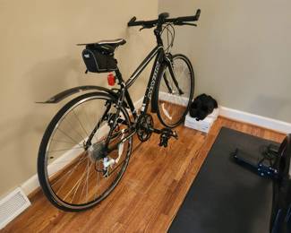 Marin Fairfax Roadbike w attachments, manual