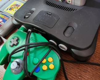 OG N64 w controller and 8 games