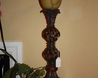 1 of 2 matching mantel lamps
