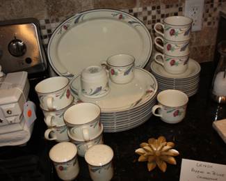 34 pc Lenox dishes
