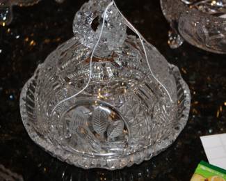 Cut glass 'Bird Pattern'  cheese dish w/dome cover Hofbauer Byrdes  collection