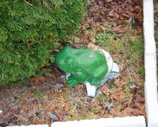Yard art:  green frog