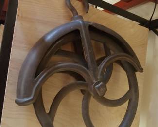 Antique cast iron well pully