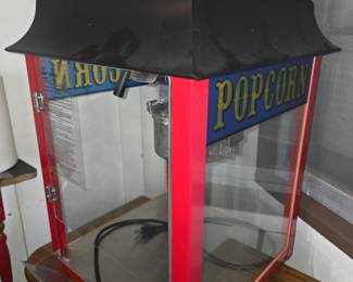 Theater style popcorn machine