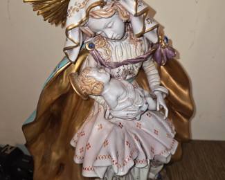 Pattarino Italian pottery Madonna and Child