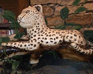 Ceramic leopard