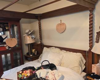 Queen size canopy bed