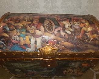 Vintage wood box w/decoupage