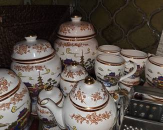 Vintage Japanese porcelain, canisters & tea set
